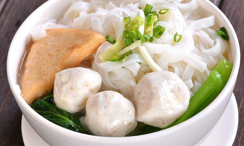 Fish Ball Noodles, Best Foods in Hong Kong - Yum Chinese Food